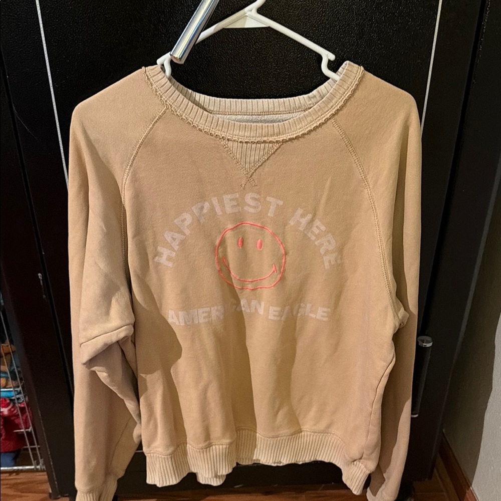 American Eagle Outfitters Tan Smiley Crewneck Sweatshirt sz Med